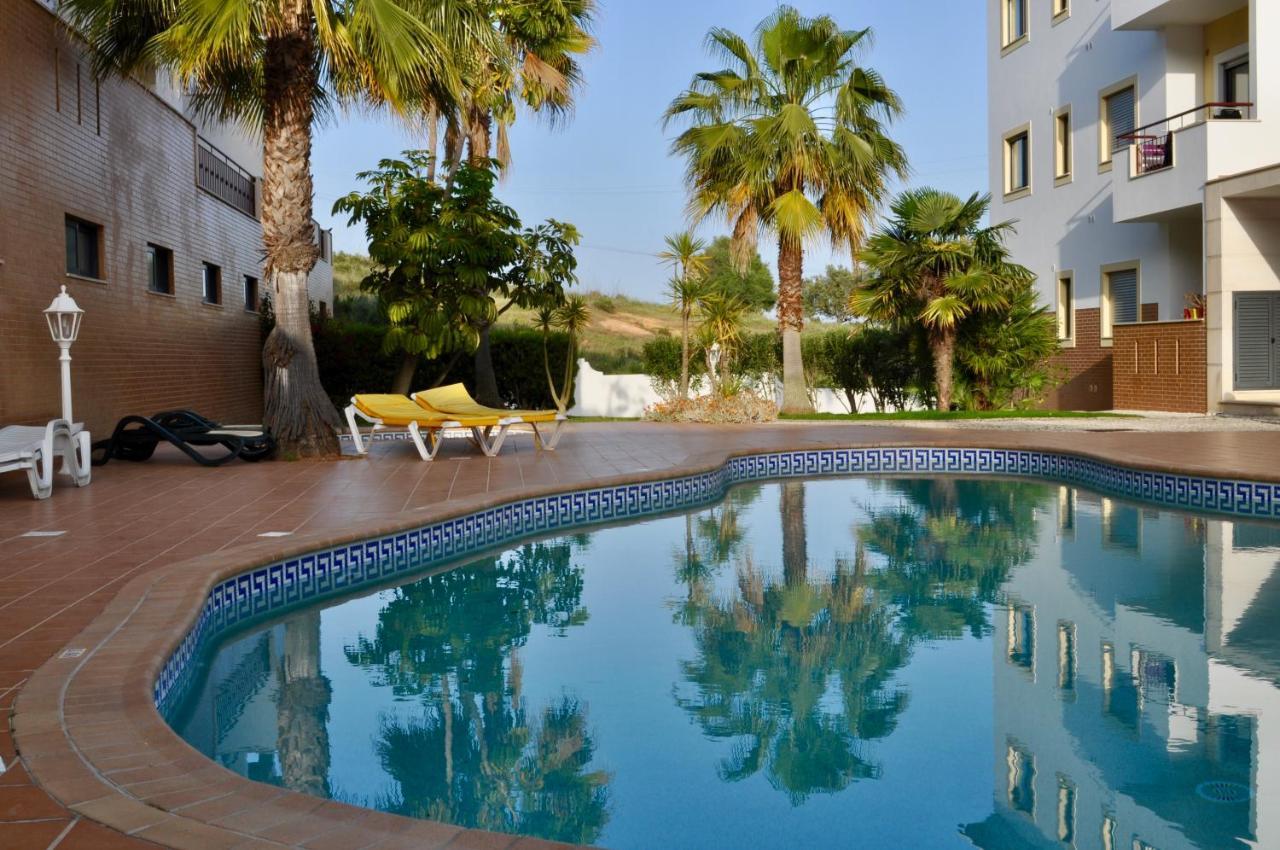 Apartment Albaholm Lagos Bagian luar foto