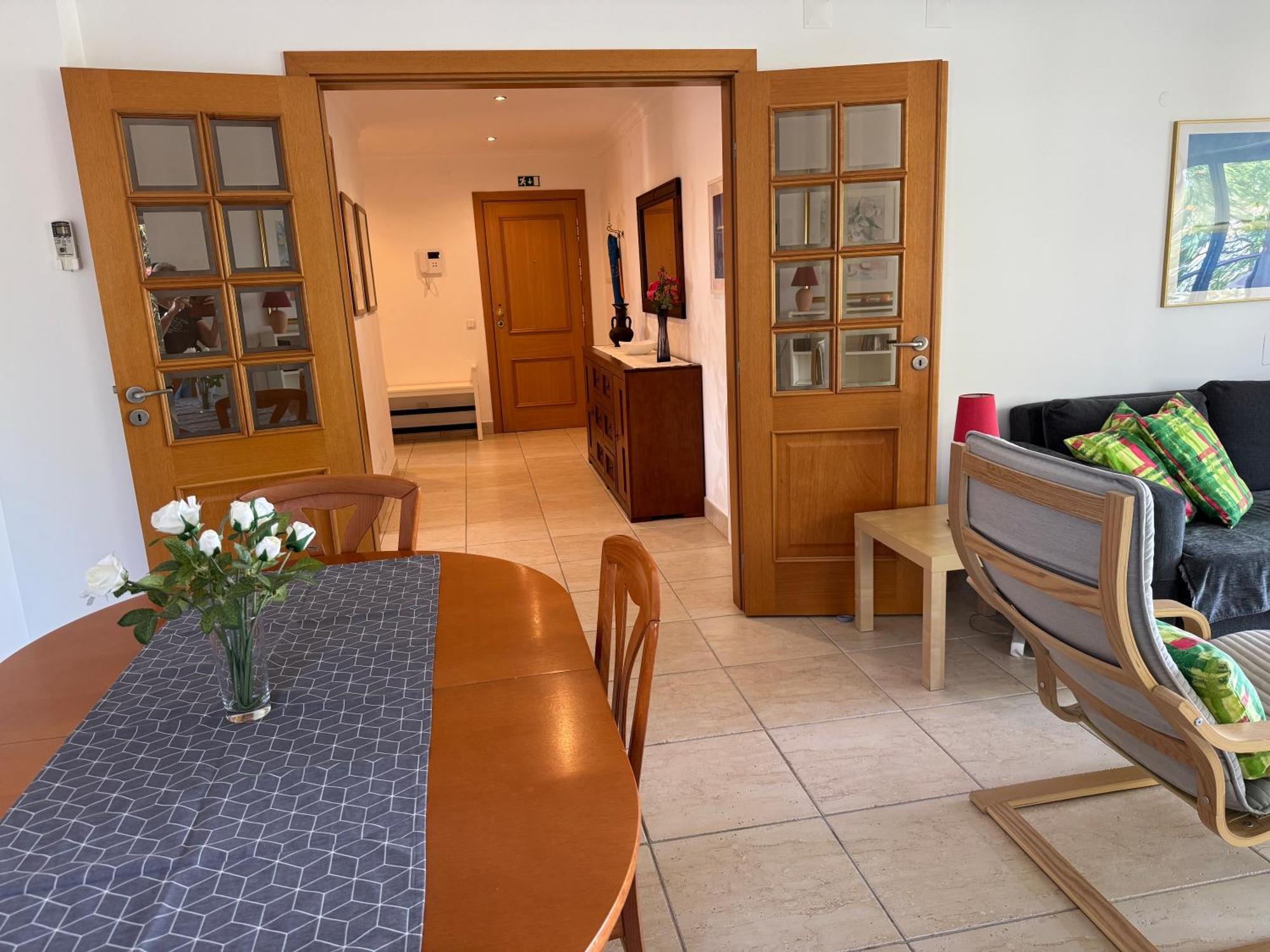Apartment Albaholm Lagos Bagian luar foto