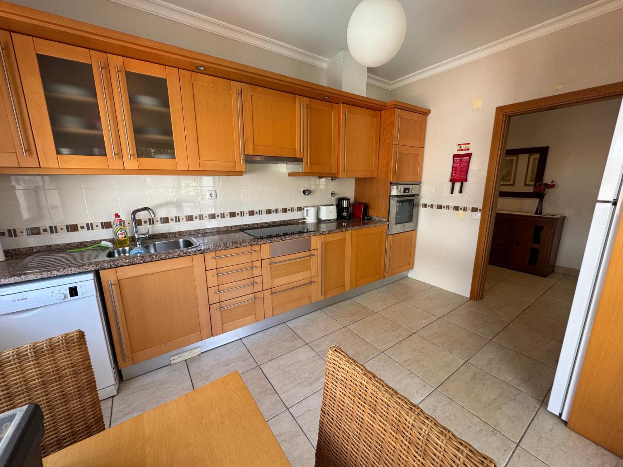 Apartment Albaholm Lagos Bagian luar foto