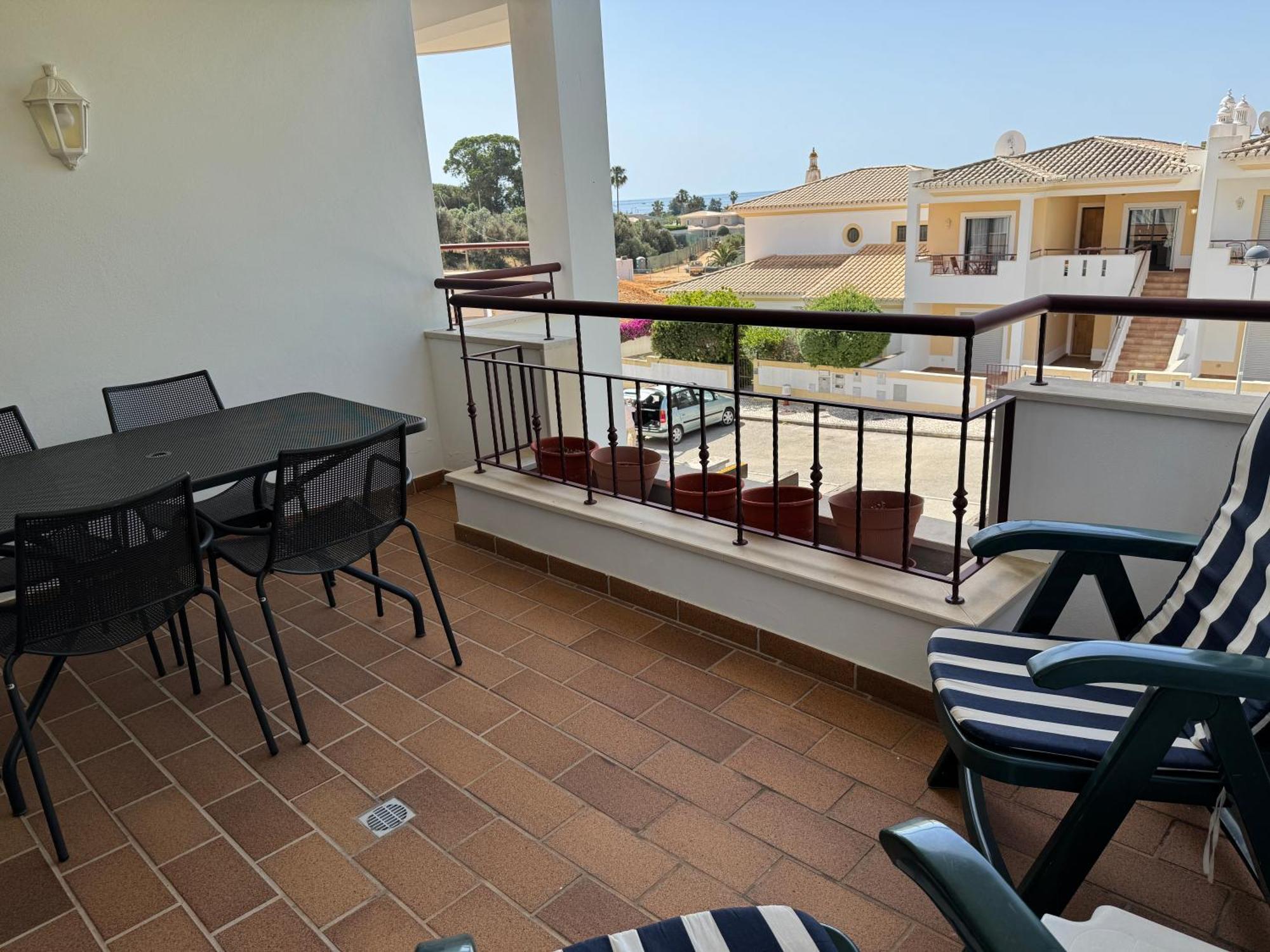 Apartment Albaholm Lagos Bagian luar foto