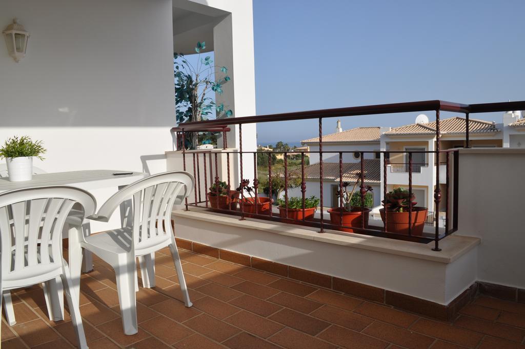 Apartment Albaholm Lagos Bagian luar foto