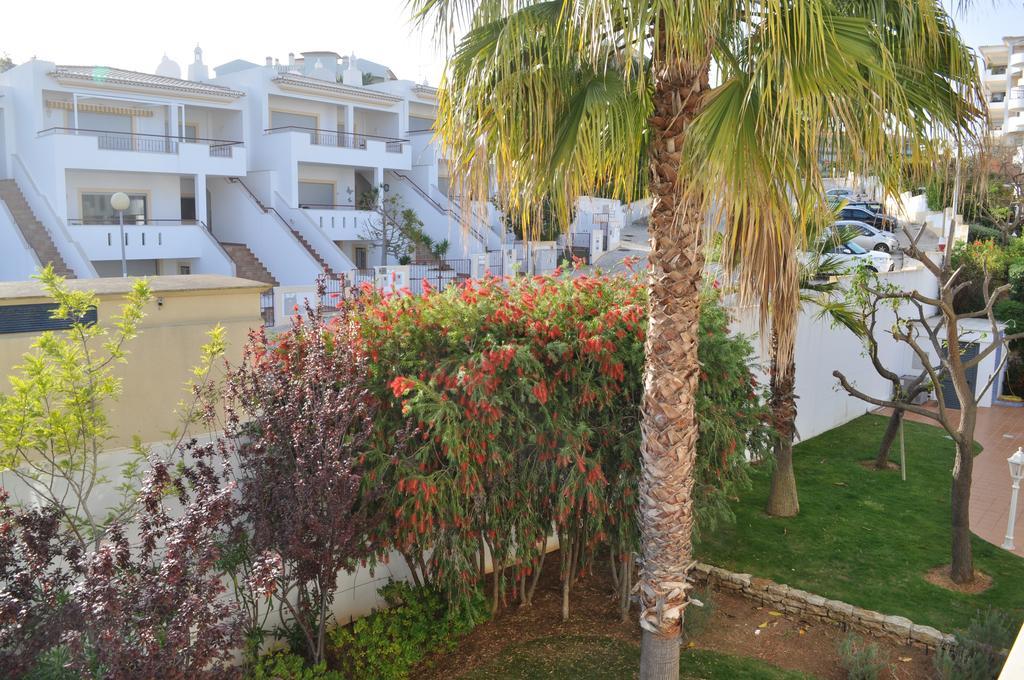 Apartment Albaholm Lagos Bagian luar foto